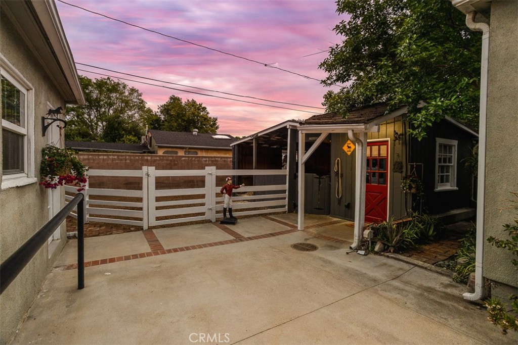 3309 Wedgewood Lane Burbank img 25