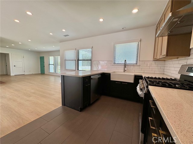 Detail Gallery Image 8 of 21 For 380 W Palm Dr, Arcadia,  CA 91007 - 3 Beds | 2 Baths