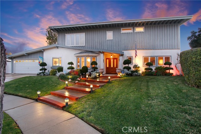 23780 Clarendon Street photo 18