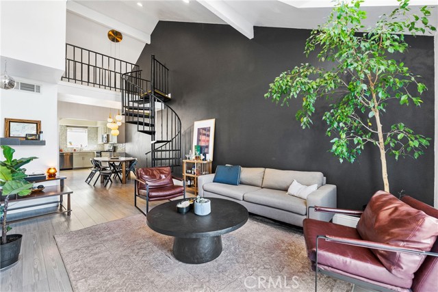 Detail Gallery Image 6 of 36 For 26873 Claudette St #112,  Canyon Country,  CA 91351 - 2 Beds | 2 Baths