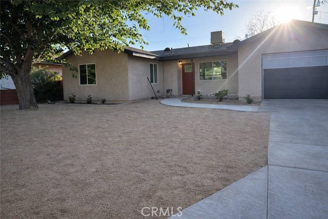 Detail Gallery Image 5 of 20 For 38527 Pond, Palmdale,  CA 93550 - 4 Beds | 2 Baths