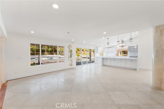 3856 Vista Linda Drive, Encino CA: https://media.crmls.org/medias/f49c2233-efea-41fd-b6f4-6df60f6d25b9.jpg