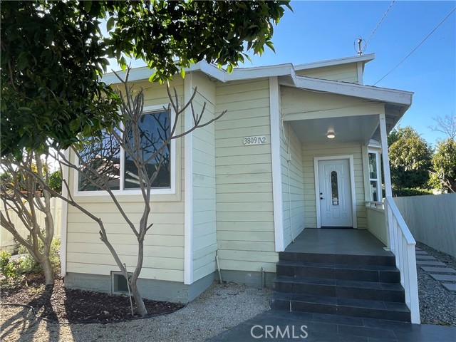 Detail Gallery Image 3 of 20 For 3809 Pine Ave, El Monte,  CA 91731 - 3 Beds | 3/1 Baths