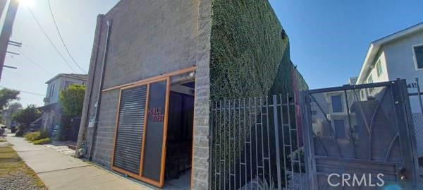 11417 Miranda Street, North Hollywood (los Angeles), California 91601, ,Commercial Lease,For Rent,11417 Miranda Street,CRSR25022604