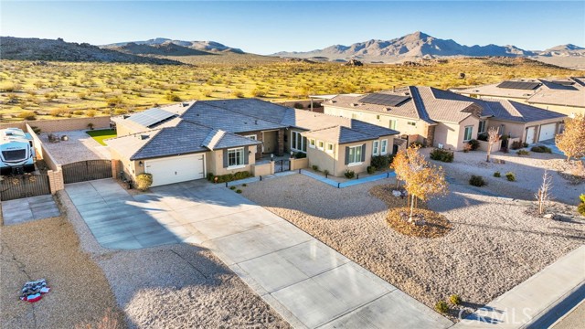 Detail Gallery Image 65 of 73 For 17066 Takipi Rd, Apple Valley,  CA 92307 - 3 Beds | 3 Baths