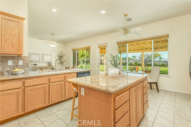 Detail Gallery Image 18 of 49 For 35377 Shade Tree Road, Yucaipa,  CA 92399 - 4 Beds | 3 Baths