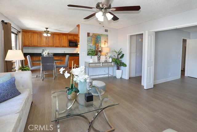 Detail Gallery Image 5 of 31 For 18962 E Appletree Ln, Orange,  CA 92869 - 3 Beds | 2 Baths