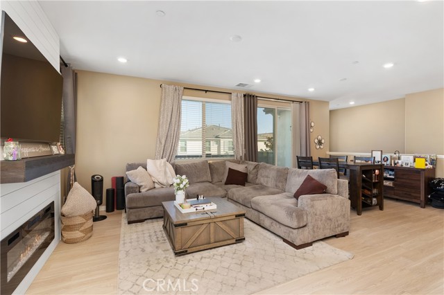 Detail Gallery Image 9 of 35 For 7078 Vernazza Pl, Corona,  CA 92880 - 2 Beds | 2 Baths