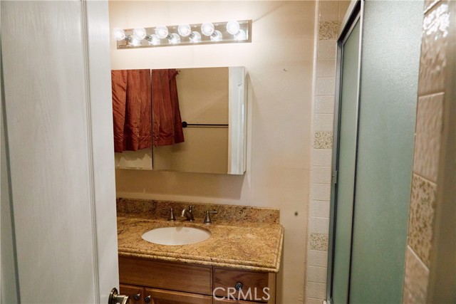 27424 Homyr Place, Canyon Country CA: https://media.crmls.org/medias/f49e43b5-06df-4108-9576-de337c74a5ca.jpg