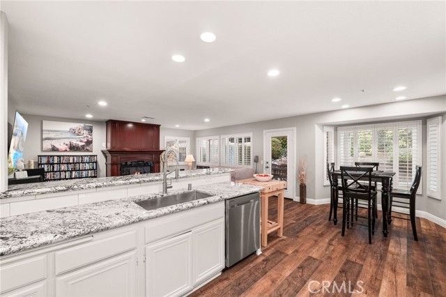 Detail Gallery Image 14 of 53 For 14528 Oxer Ct, Fontana,  CA 92336 - 4 Beds | 3 Baths