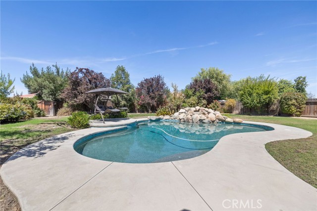 Detail Gallery Image 48 of 54 For 13946 Santa Fe Ct, Bakersfield,  CA 93314 - 4 Beds | 3 Baths