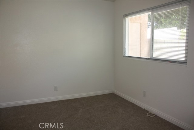 Detail Gallery Image 16 of 22 For 17041 a Ln #B,  Huntington Beach,  CA 92647 - 2 Beds | 2 Baths