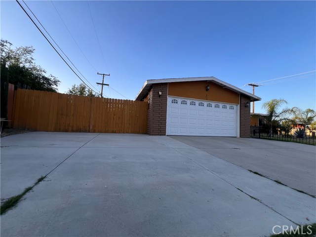 Front Image Thumbnail for CRIG26105881