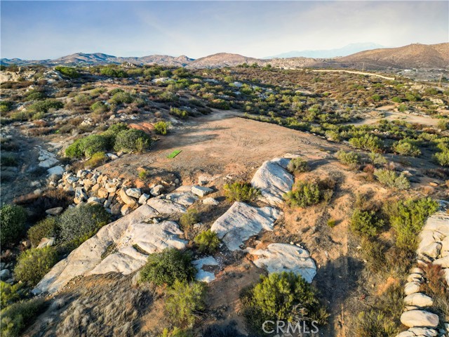 45 Intrepid, Temecula CA: https://media.crmls.org/medias/f4a0391c-ab46-4cb6-ab95-b8d1cb088847.jpg