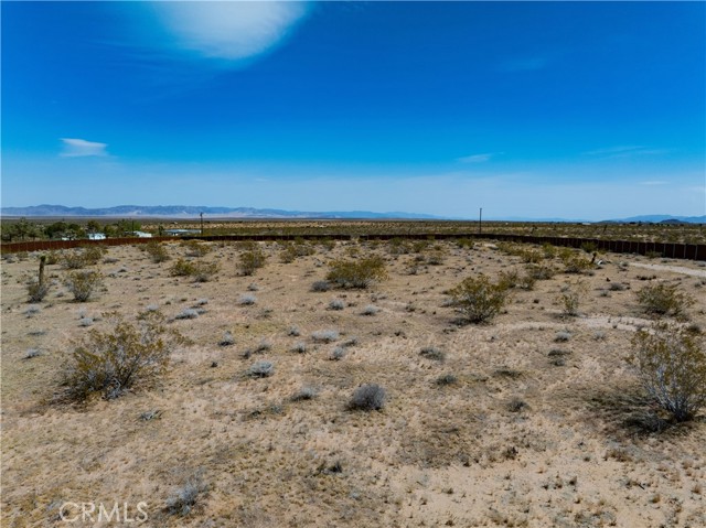 Image 23 of 27 For 425 Gerber Avenue