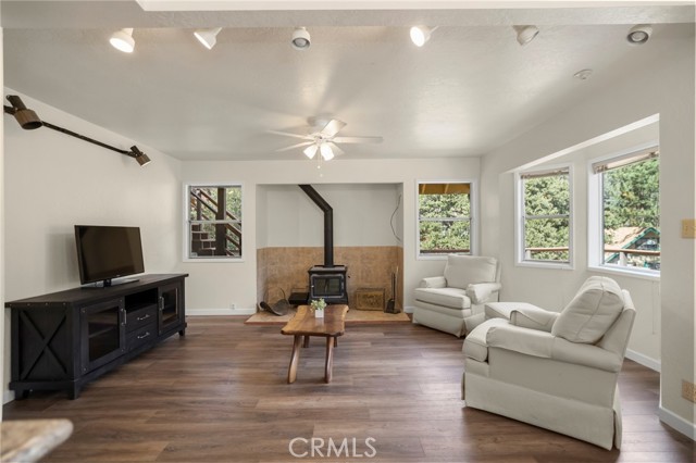 Detail Gallery Image 5 of 70 For 2205 Cypress Way, –,  CA 93222 - 2 Beds | 2 Baths