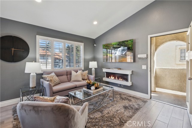 Detail Gallery Image 5 of 17 For 23356 La Mar #F,  Mission Viejo,  CA 92691 - 2 Beds | 2 Baths