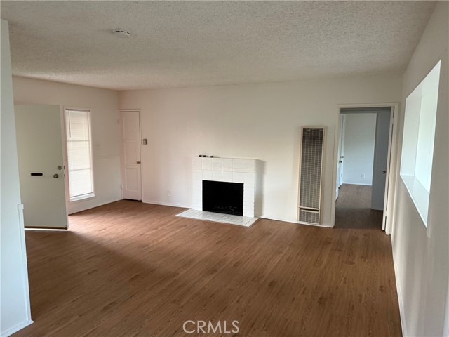 3448 Senasac Avenue, Long Beach CA: https://media.crmls.org/medias/f4a13390-f42e-48c8-ad64-ffd536b57bdb.jpg