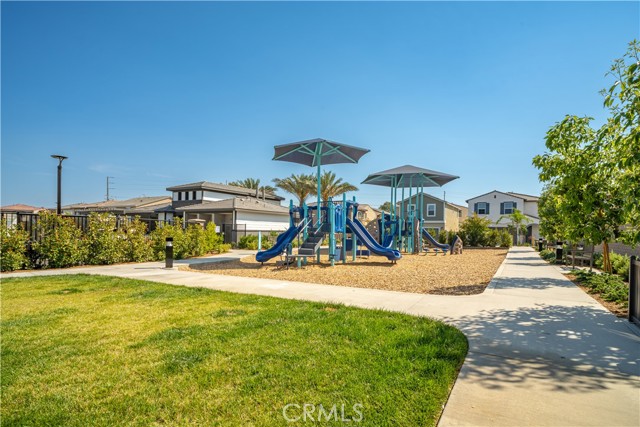 30310 Wild Oat Street, Murrieta CA: https://media.crmls.org/medias/f4a1409e-7c32-4f0b-85f4-991170dc6654.jpg