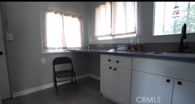 Detail Gallery Image 6 of 14 For 1011 Laguna, Echo Park,  CA 90026 - 1 Beds | 2 Baths
