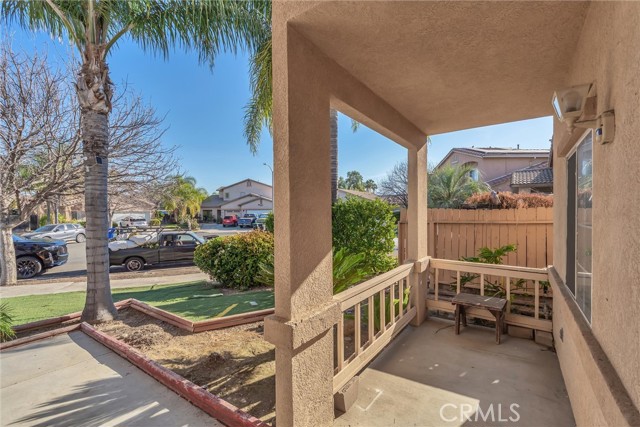 Detail Gallery Image 3 of 55 For 3901 Vicksburg Ct, Hemet,  CA 92545 - 5 Beds | 3 Baths