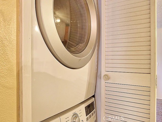 Detail Gallery Image 18 of 18 For 24431 Trevino Dr #V10,  Valencia,  CA 91355 - 3 Beds | 2 Baths