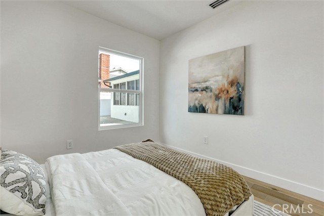 Detail Gallery Image 41 of 49 For 6852 6854 Atoll Avenue, North Hollywood,  CA 91605 - 4 Beds | 4 Baths