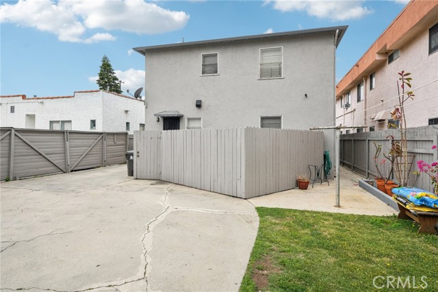 Detail Gallery Image 7 of 16 For 494 Almond Ave, Long Beach,  CA 90802 - – Beds | – Baths