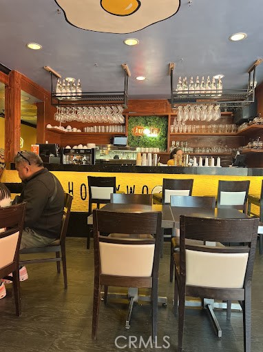 2011 N HIGHLAND Avenue, Hollywood (los Angeles), California 90068, ,Business Opportunity,For Sale,2011 N HIGHLAND Avenue,CRIV25018356