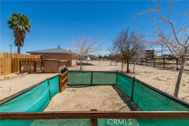 Detail Gallery Image 43 of 46 For 74837 Diamond Bar Rd, Twentynine Palms,  CA 92277 - 4 Beds | 2/1 Baths