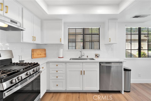 11722 Oak Street, Apple Valley CA: https://media.crmls.org/medias/f4a5a658-f574-4c74-8dff-f7241bdef6de.jpg