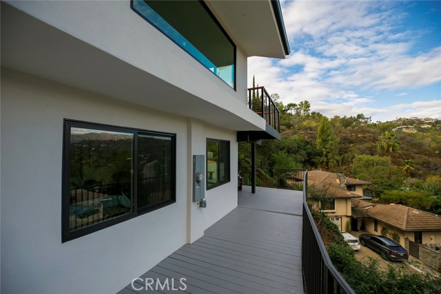 Detail Gallery Image 8 of 66 For 981 Glen Oaks, Pasadena,  CA 91105 - 3 Beds | 3 Baths