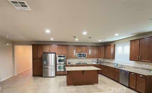 29265 Fenwick Circle, Menifee CA: https://media.crmls.org/medias/f4a5b5fa-53a8-408c-a7b4-7602c3ea2123.jpg