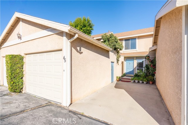 Detail Gallery Image 6 of 34 For 10125 De Soto #45,  Chatsworth,  CA 91311 - 3 Beds | 3 Baths