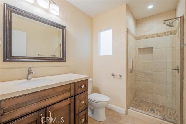 Detail Gallery Image 12 of 23 For 76 Willowcrest Ln, Pomona,  CA 91766 - 3 Beds | 2/1 Baths