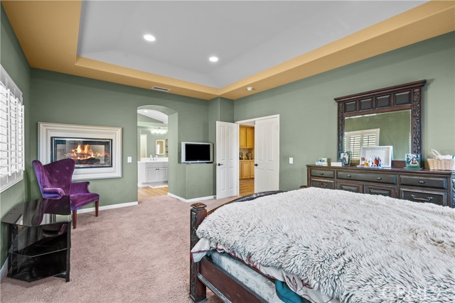 15355 Michael Crest Drive, Canyon Country CA: https://media.crmls.org/medias/f4a83622-0d15-427b-b21e-1a4286fbca0c.jpg