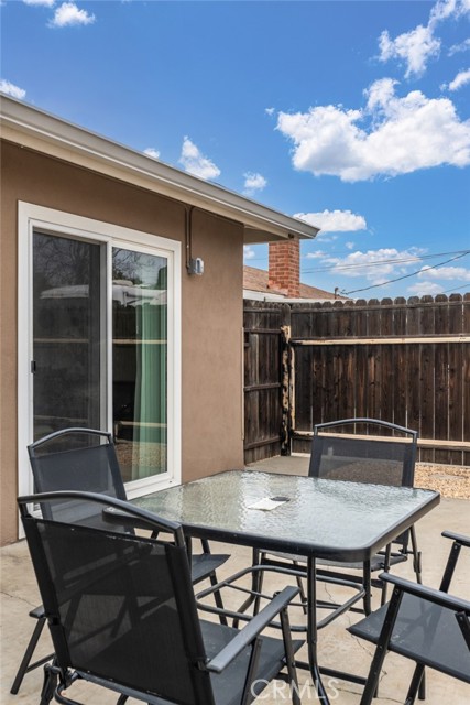 Detail Gallery Image 26 of 28 For 716 N Orange St, Riverside,  CA 92501 - 3 Beds | 2 Baths