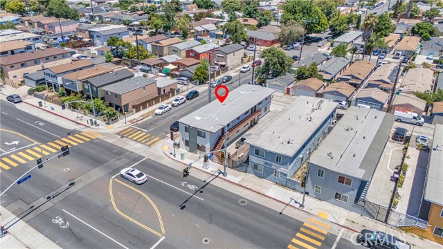 Image 7 of 18 For 3390 Santa Fe Avenue