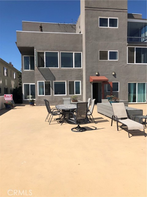Detail Gallery Image 5 of 5 For 1174 E Ocean Bld #7,  Long Beach,  CA 90802 - 2 Beds | 1 Baths