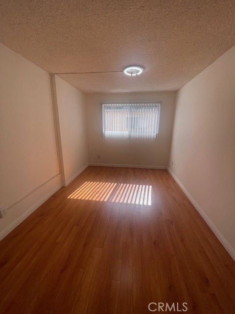 Detail Gallery Image 11 of 22 For 17045 Roscoe #14,  Northridge,  CA 91325 - 2 Beds | 1/1 Baths