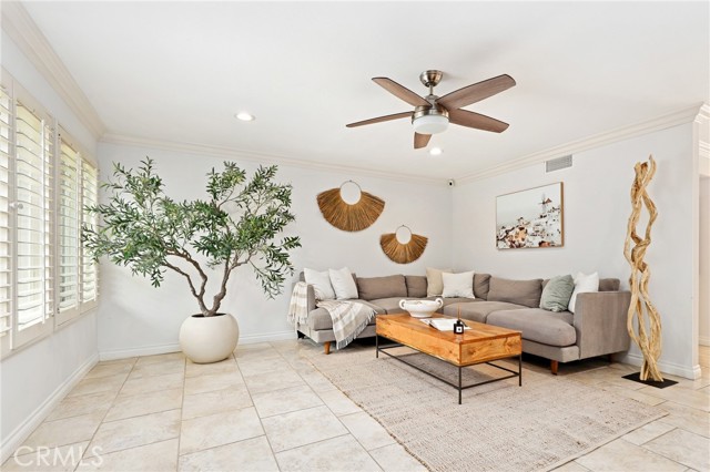 14 Black Oak, Irvine CA: https://media.crmls.org/medias/f4aa1994-21de-4fc1-be7d-12aae488bb97.jpg