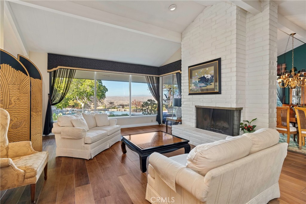 MLS #OC25261048 image #13