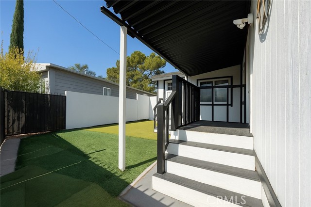 Detail Gallery Image 8 of 14 For 4015 Mountain Dr #8,  San Bernardino,  CA 92407 - 2 Beds | 1 Baths