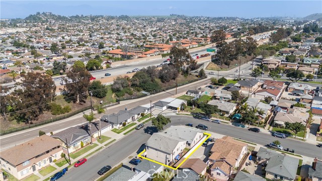 231 Blackshear Avenue, Los Angeles, California 90022, ,Multi-Family,For Sale,Blackshear,PF25041839