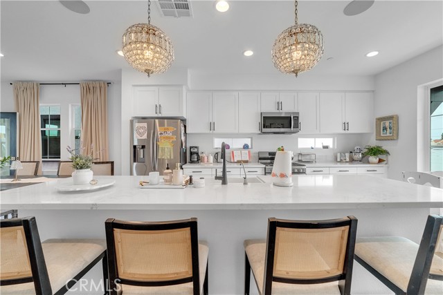 516 Caleigh Lane, Costa Mesa CA: https://media.crmls.org/medias/f4ae7b04-97f7-4693-b010-011e6897682d.jpg