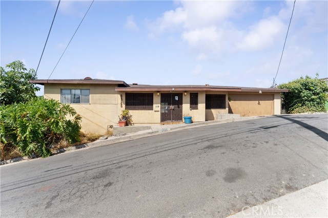 2925 Adkins Avenue, Los Angeles, California 90032, 3 Bedrooms Bedrooms, ,2 BathroomsBathrooms,Single Family Residence,For Sale,Adkins,RS24151218