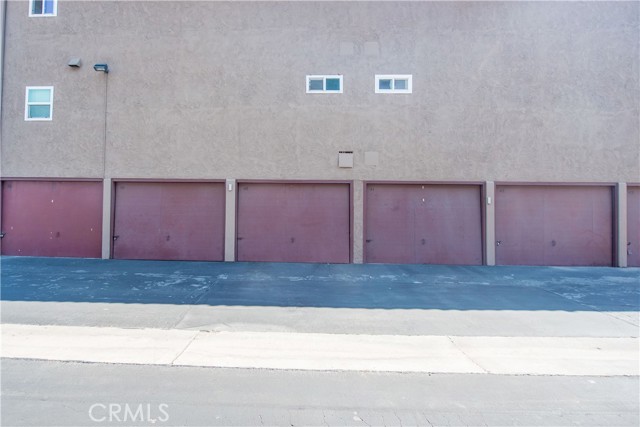 611 S La Veta Park Circle, Orange CA: https://media.crmls.org/medias/f4ae9248-b5f1-45d1-83b2-53d393da10f3.jpg