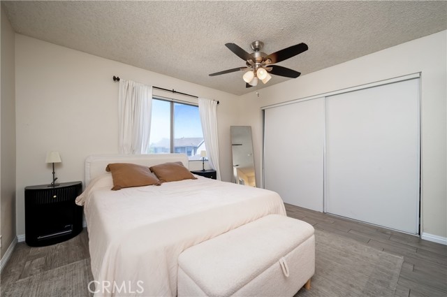 818 Live Oak Place, Corona CA: https://media.crmls.org/medias/f4aedb38-593a-4e66-9197-b5898c9bef3d.jpg