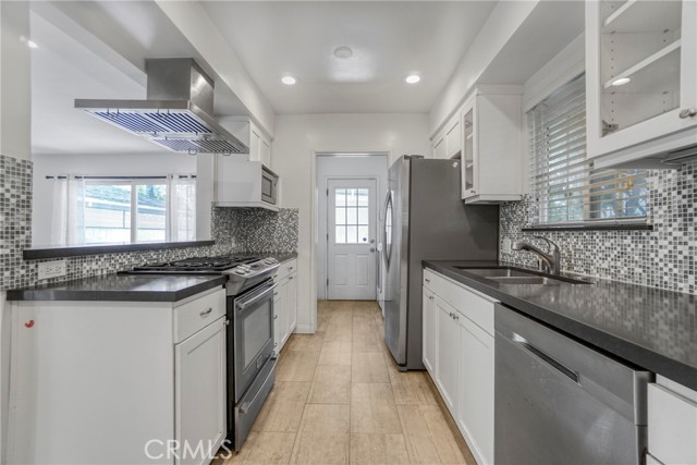 Detail Gallery Image 11 of 34 For 11535 Culver, Los Angeles,  CA 90066 - 3 Beds | 2 Baths