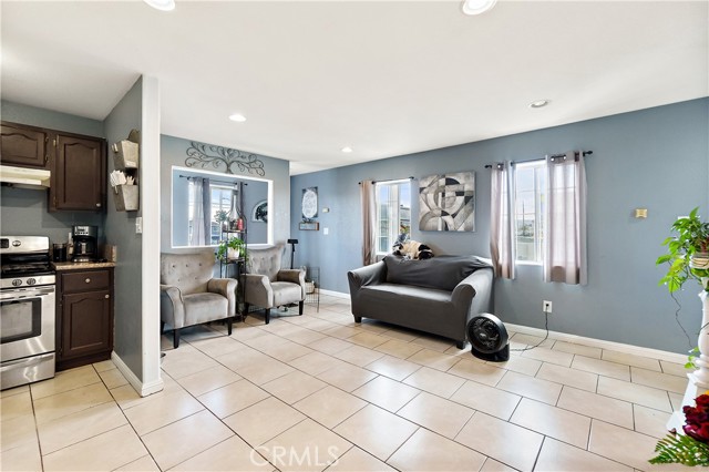 1301 E Pacific Coast, Wilmington CA: https://media.crmls.org/medias/f4af78ed-21e9-4d0c-8416-46ef952172b1.jpg